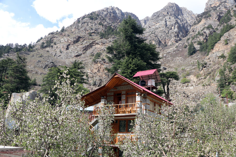 cottage-sangla-valley